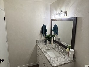 Photo 32